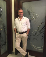 Roberto F.