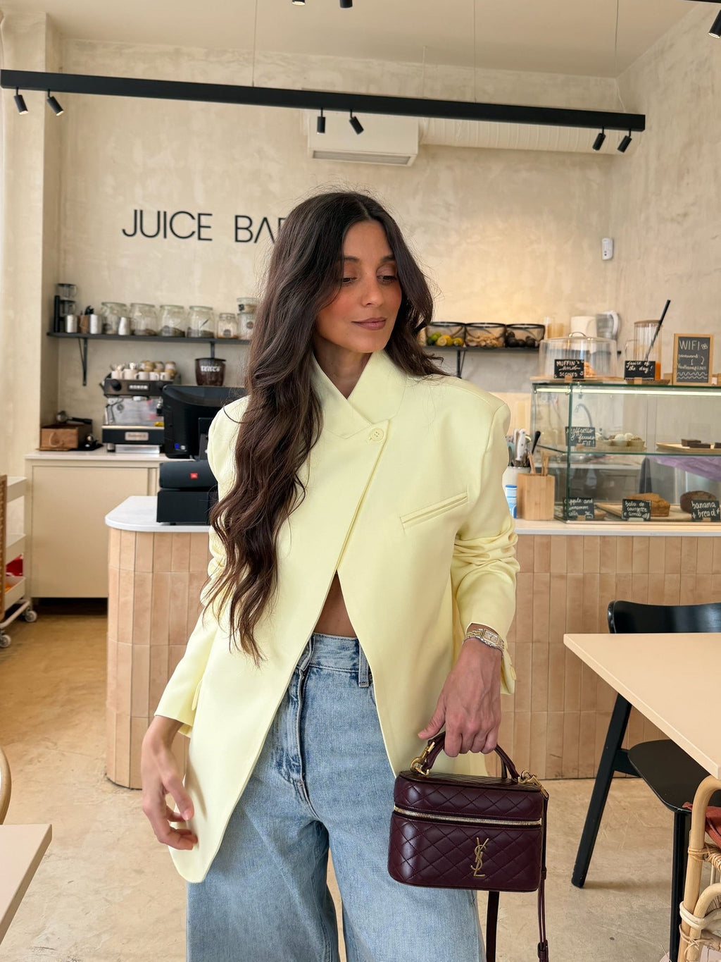 Blazer asimmetrico, tonalità giallo burro