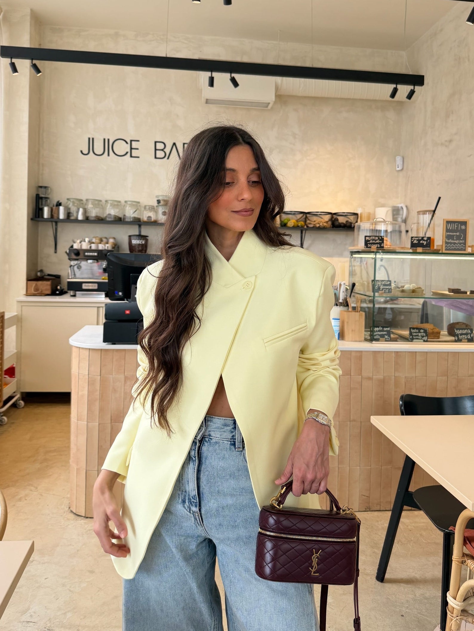 Blazer asimmetrico, tonalità giallo burro