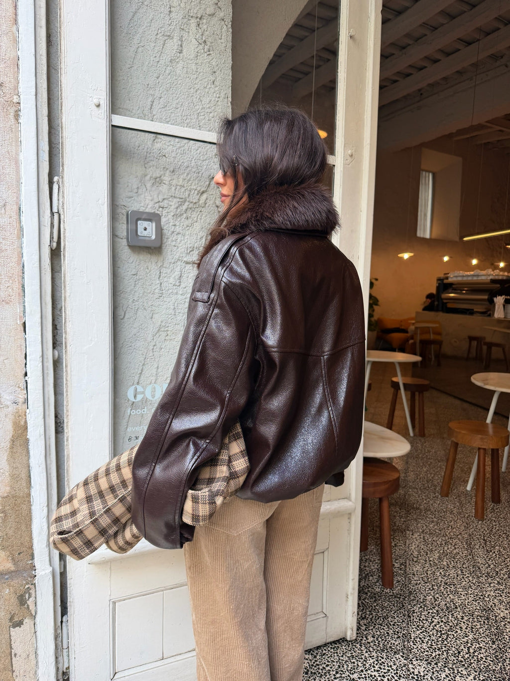 Pantaloni di velluto a coste beige