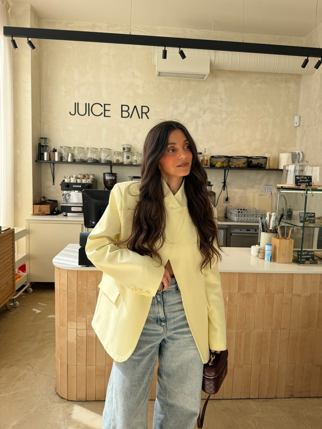 Blazer asimmetrico, tonalità giallo burro