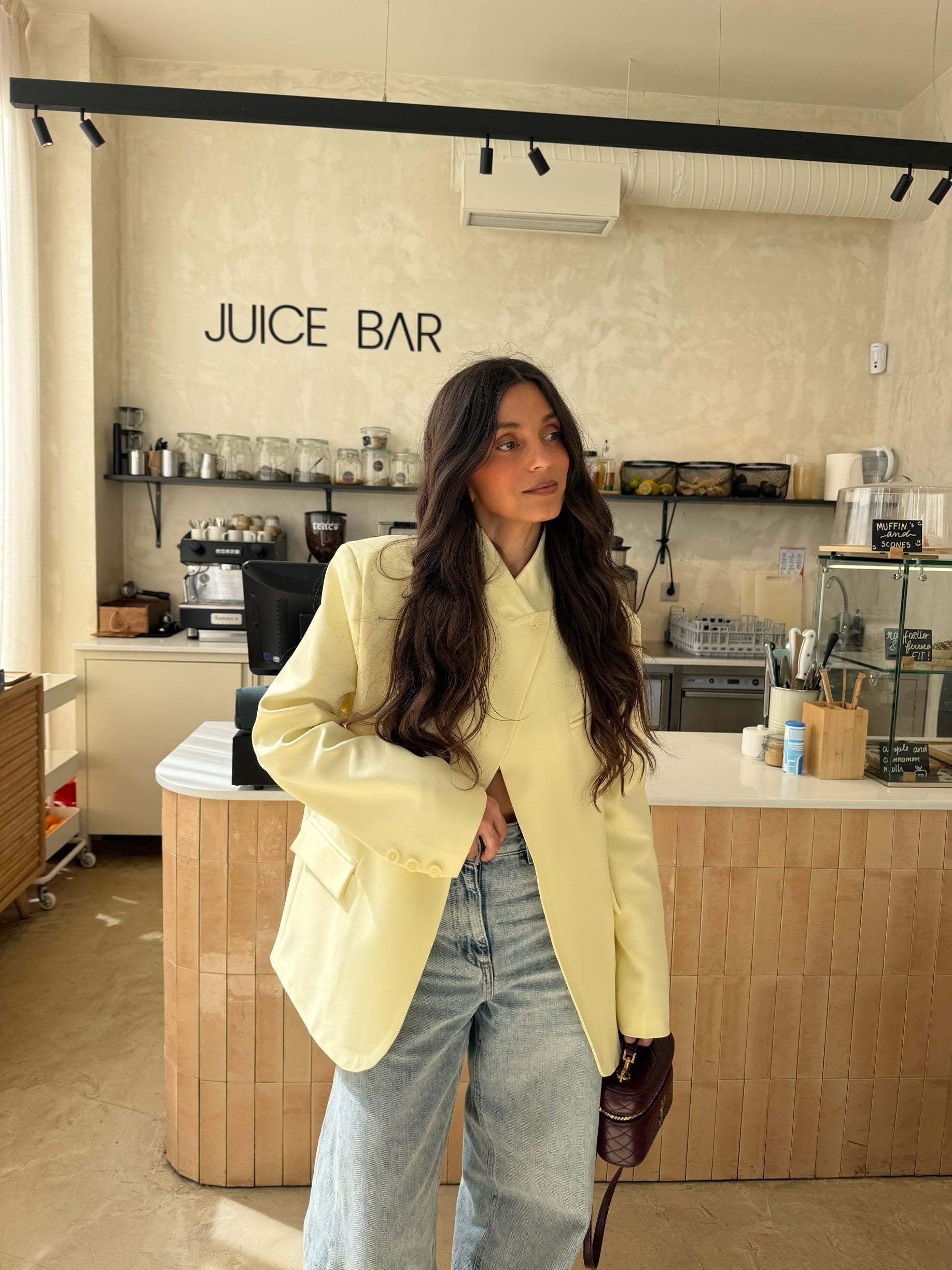 Blazer asimmetrico, tonalità giallo burro
