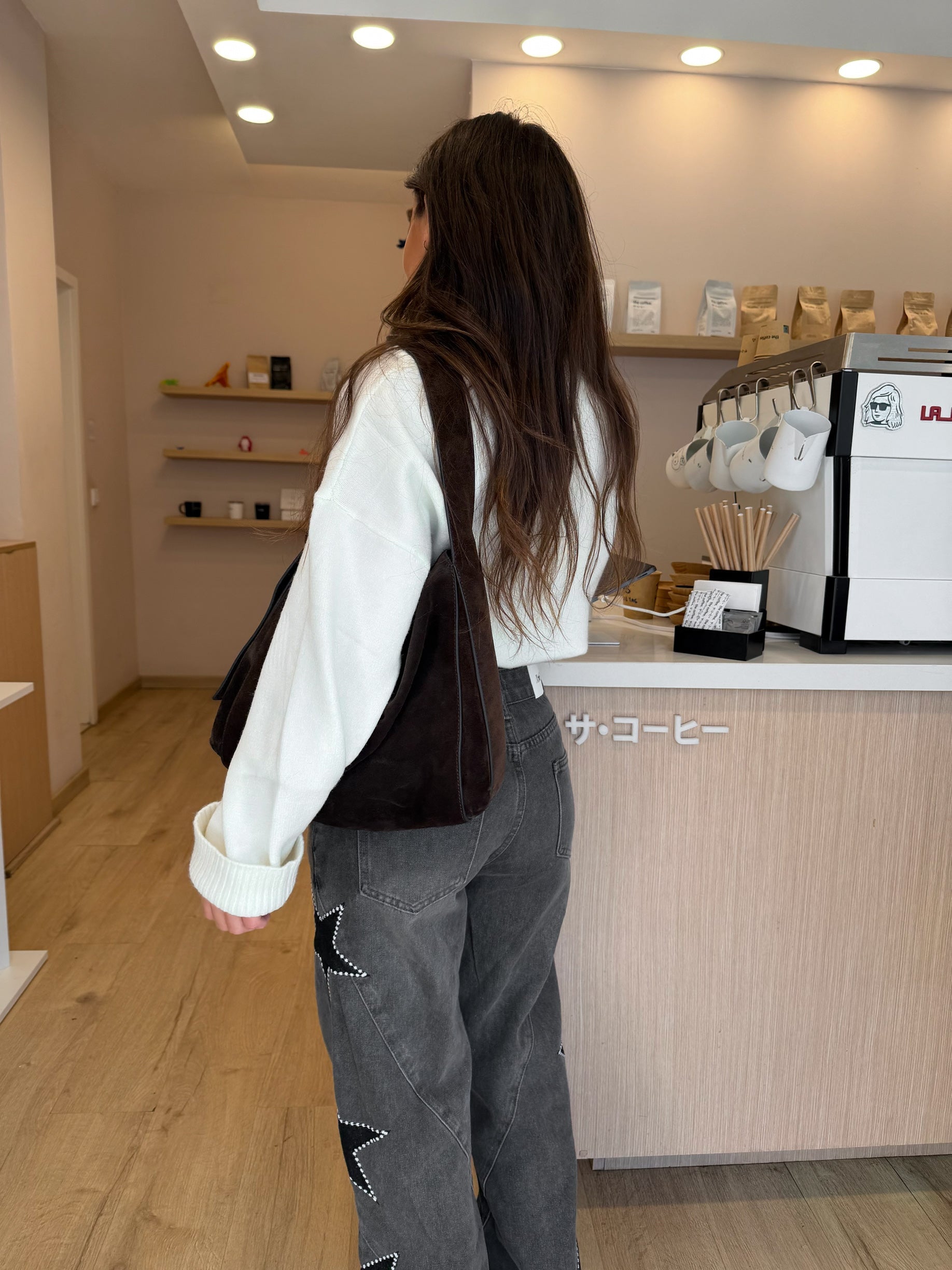 Jeans con stelle ricamate, tonalità grigio