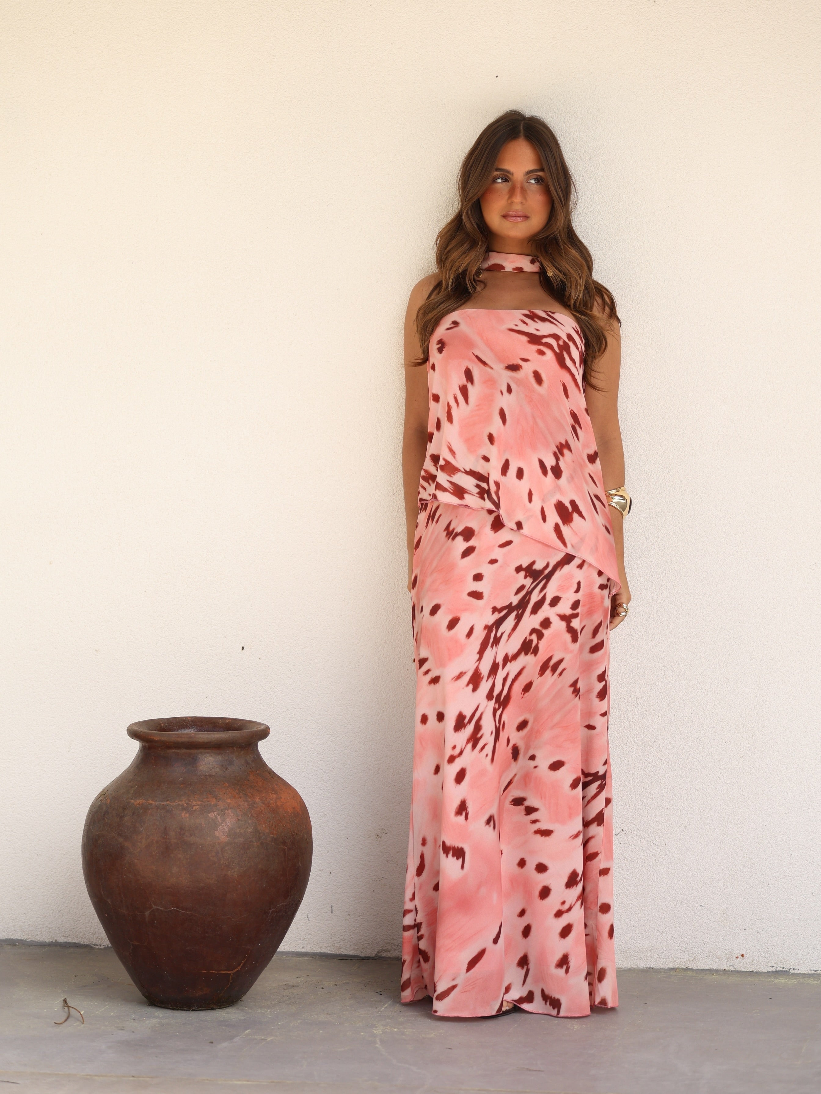 velmara-34 · abito-senza-spalline-stampato-rosa-bordeaux · 71016896987473