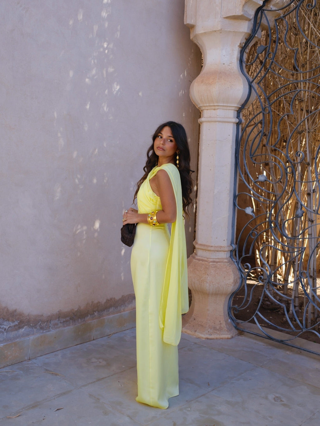 velmara-34 · abito lungo-fluido-giallo · 71016903082321