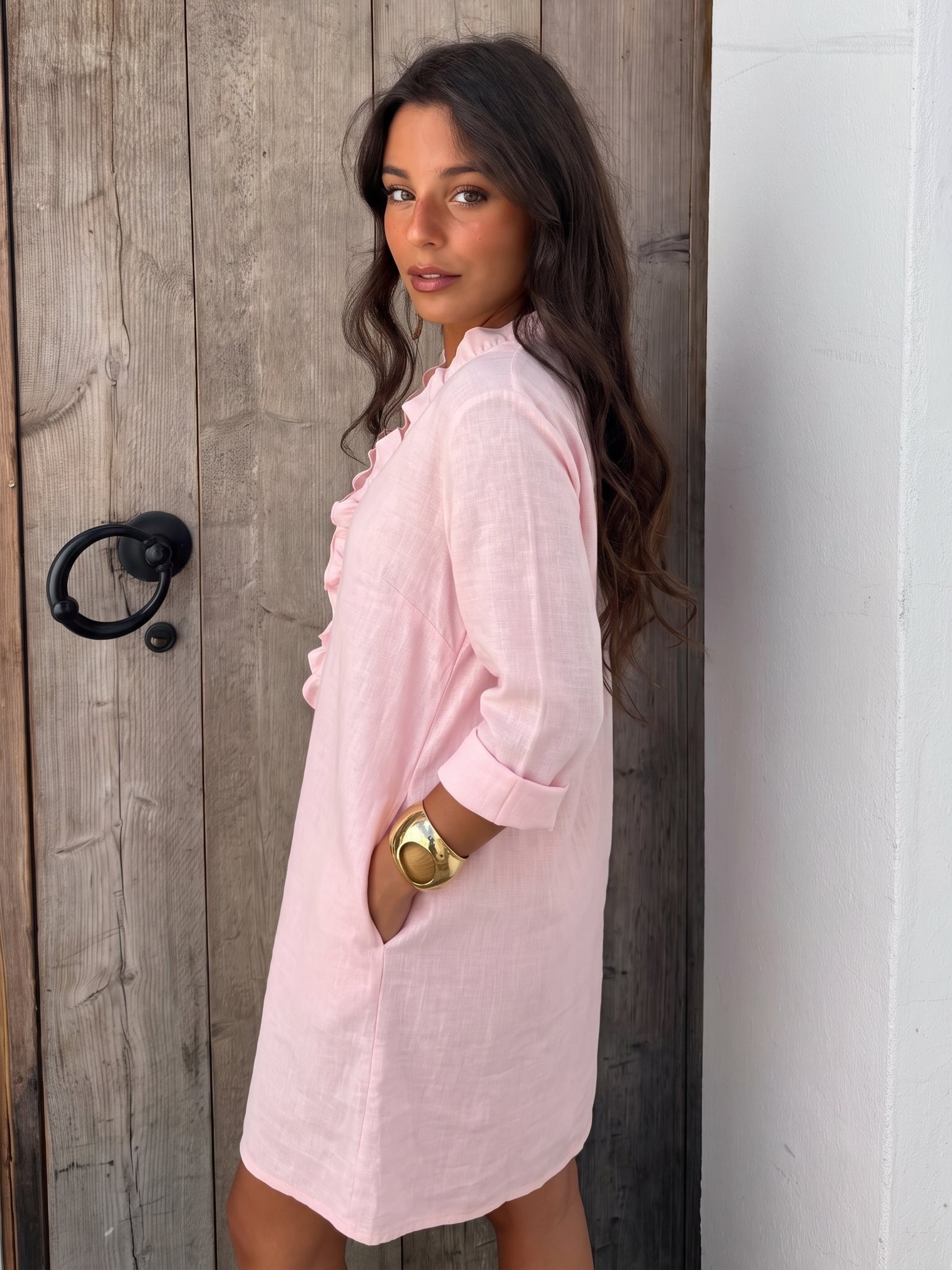 velmara-34 · abito con scollo a V con volant · 71030627008849