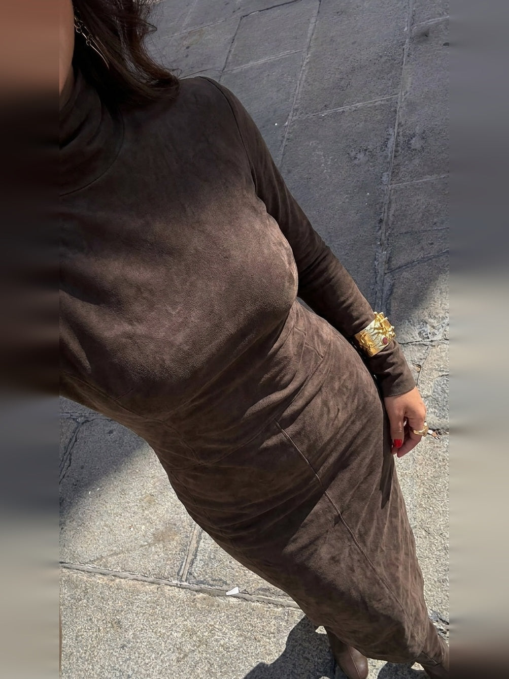velmara-34 · abito midi in pelle scamosciata a collo alto · 71034508280145
