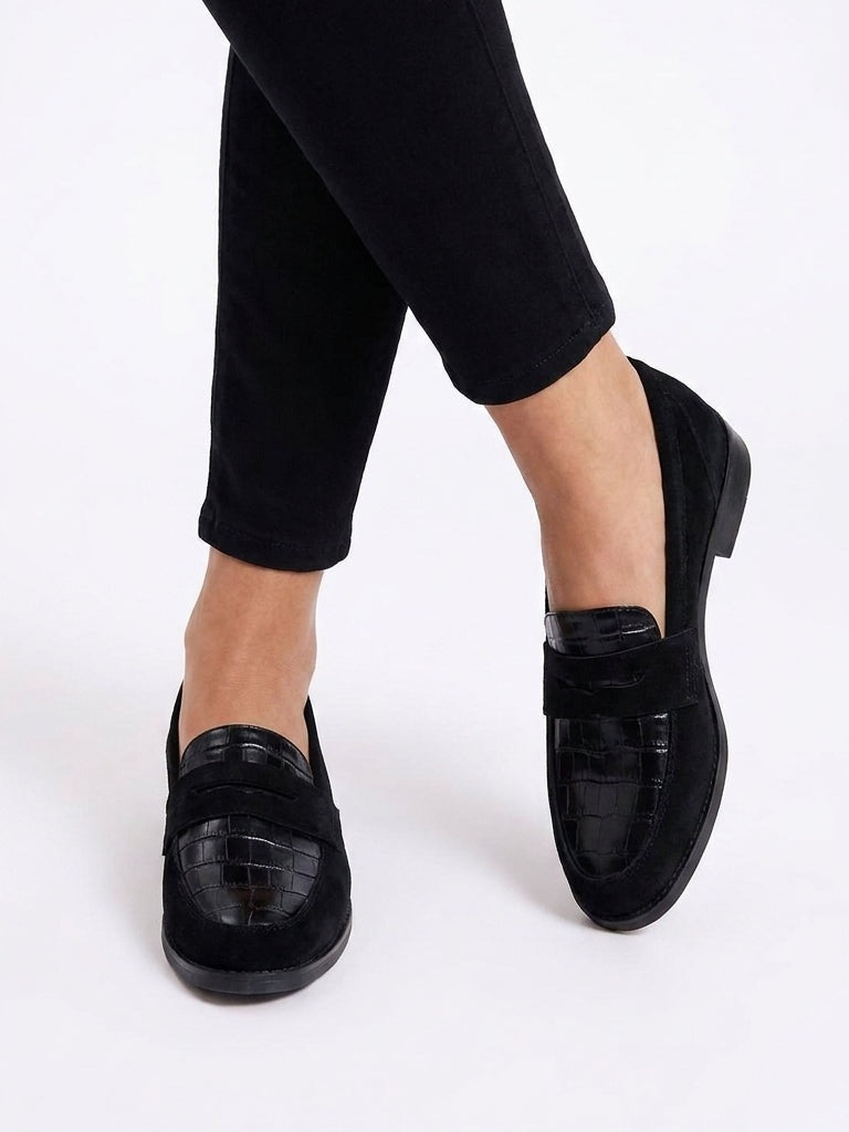 velmara-34 · mocassini-neri-linea-curata · 71053795590481