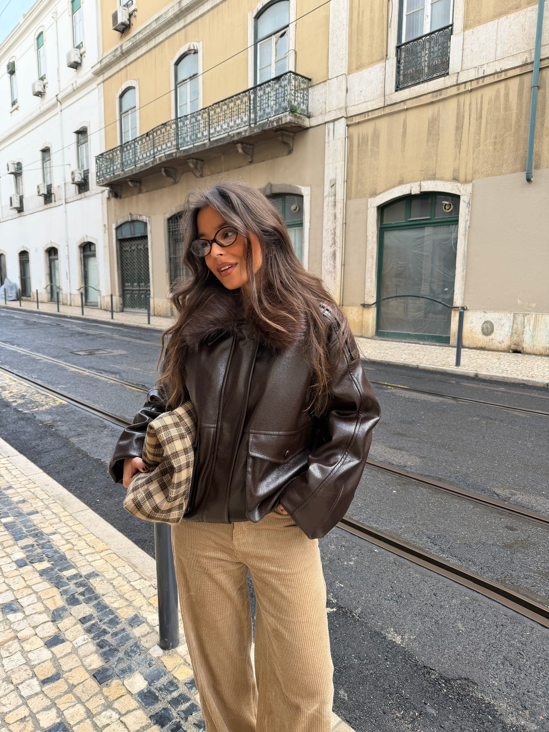 Pantaloni di velluto a coste beige
