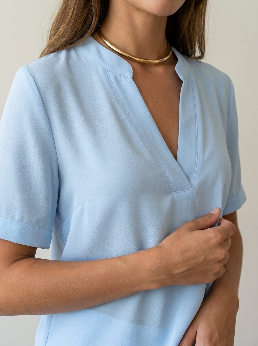 Rachele - Blusa Elegante con Scollo a V | Aurella Milano