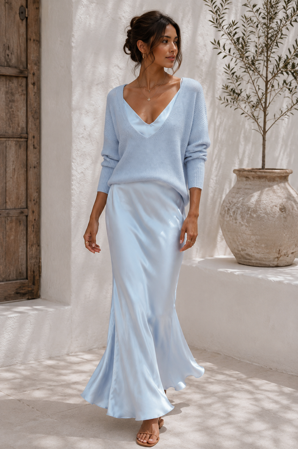 Abito elegante in raso con maglione Crema | Aurella Milano