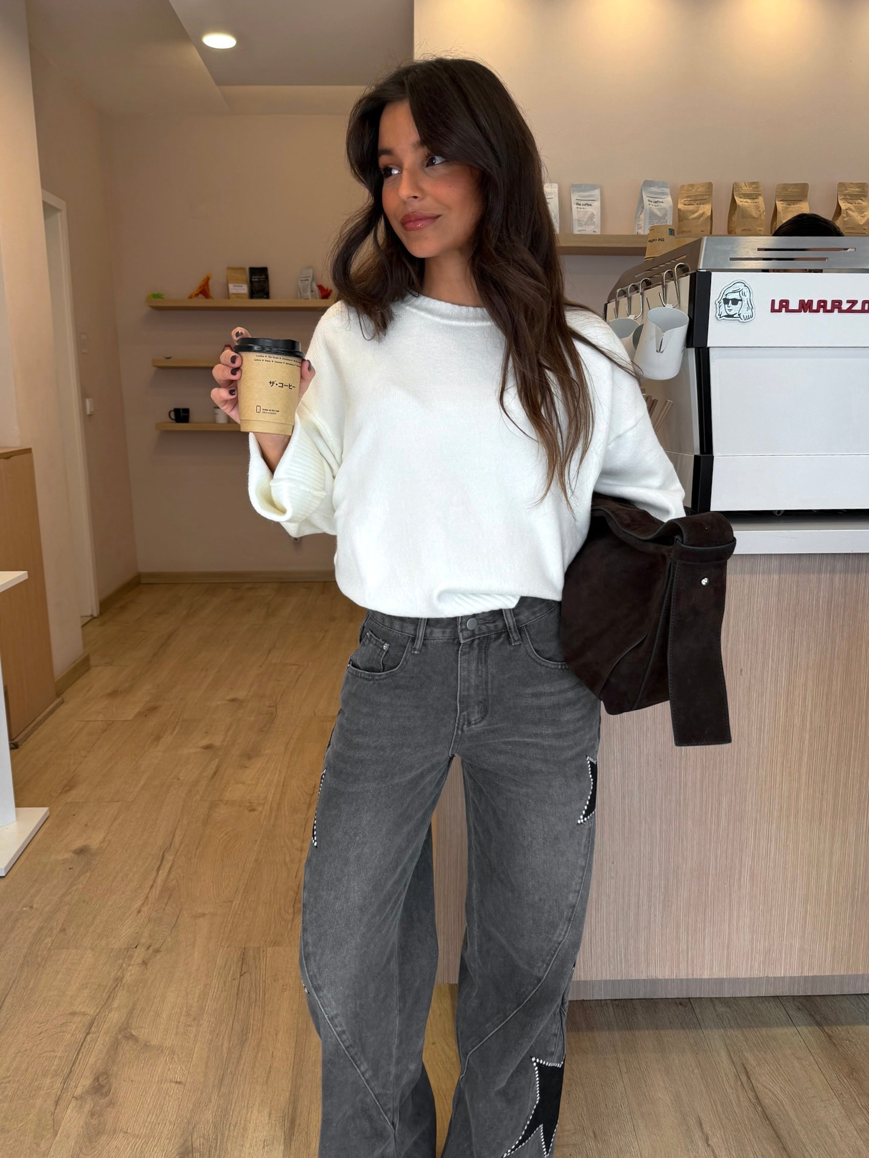 Jeans con stelle ricamate, tonalità grigio