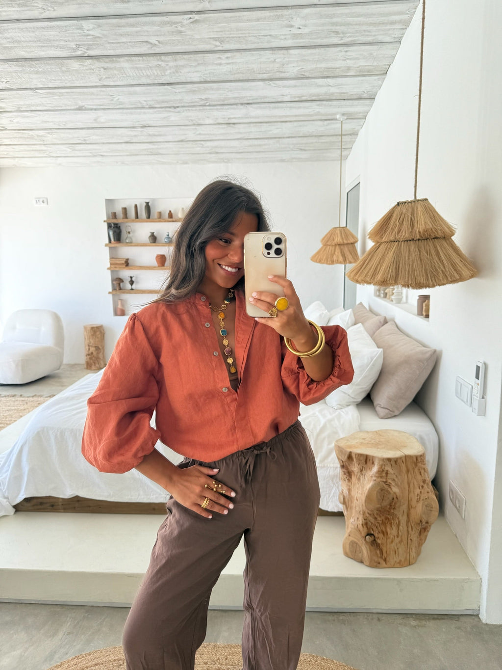 Blusa in lino con maniche a palloncino, tonalità terracotta