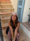 Cappello all'uncinetto con dettagli scintillanti, tonalità beige