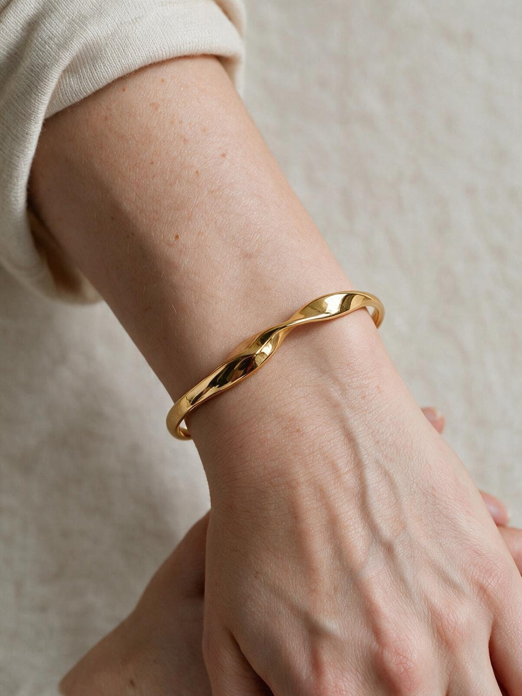 velmara-acc · bracciale-finitura-oro-soft-line · unico · 3 · 34