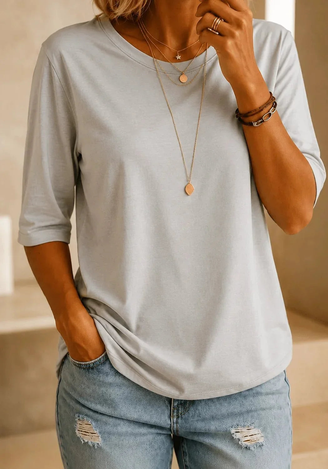 Elena | T-shirt Essenziale Girocollo
