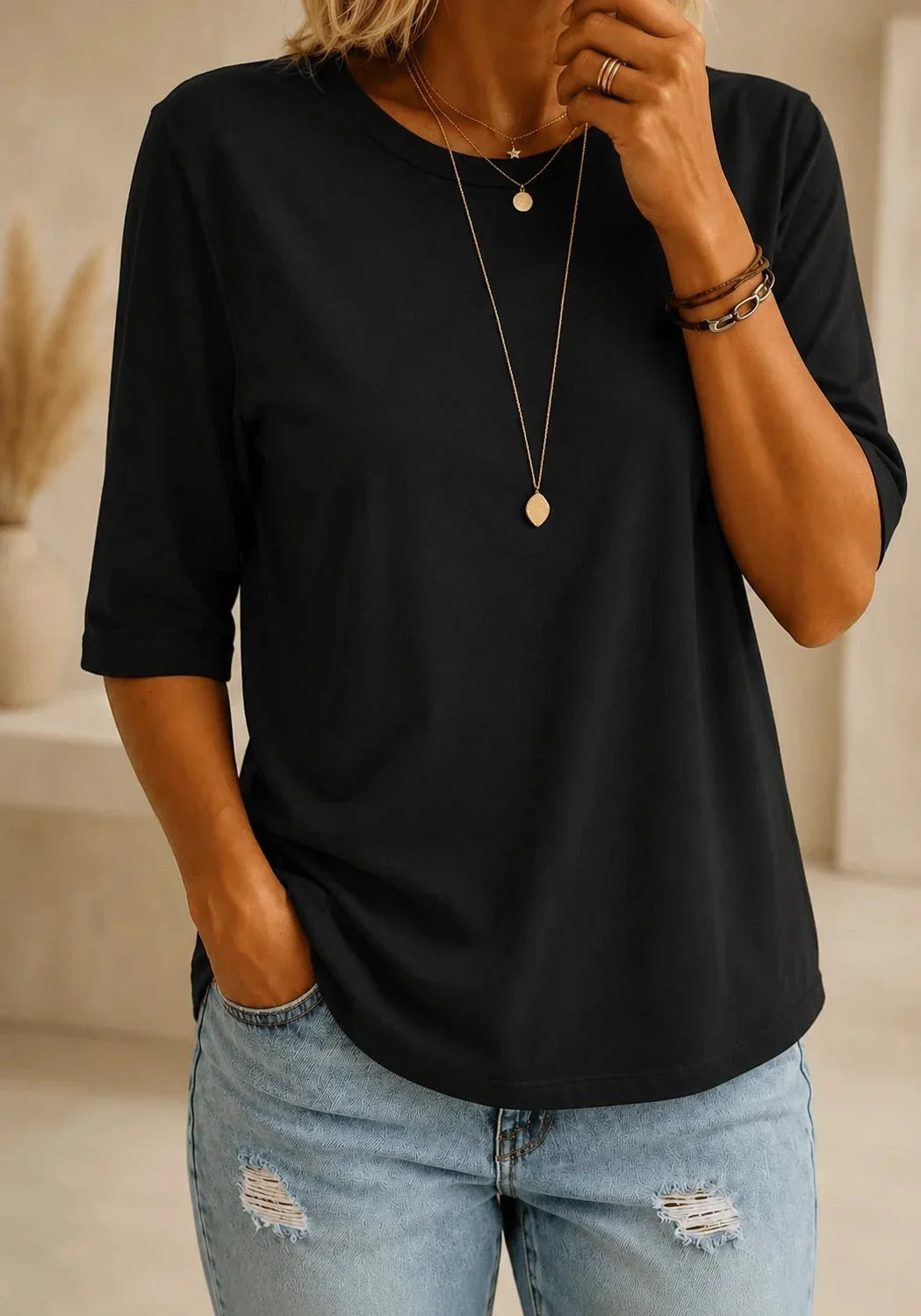 Noelle | T-shirt Essenziale Girocollo