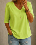 Alora | T-shirt Classica con Scollo a V