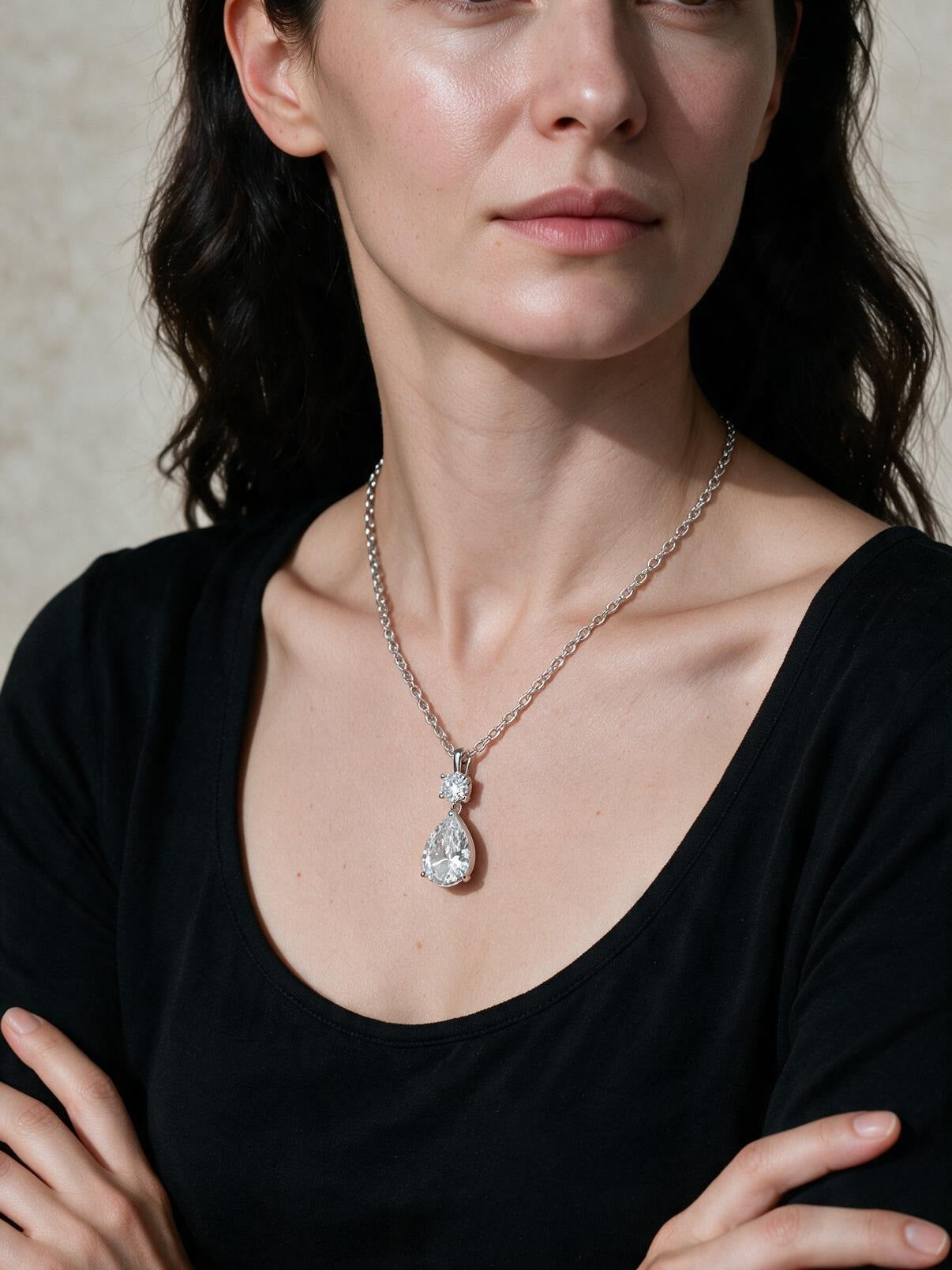 velmara-acc · collana-con-ciondolo-a-goccia-catenina · unico · 3 · 34