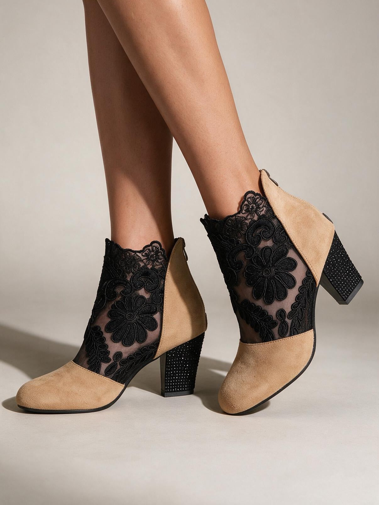 velmara-acc · décolleté-con-fodera-traspirante · Beige · 102 · 34