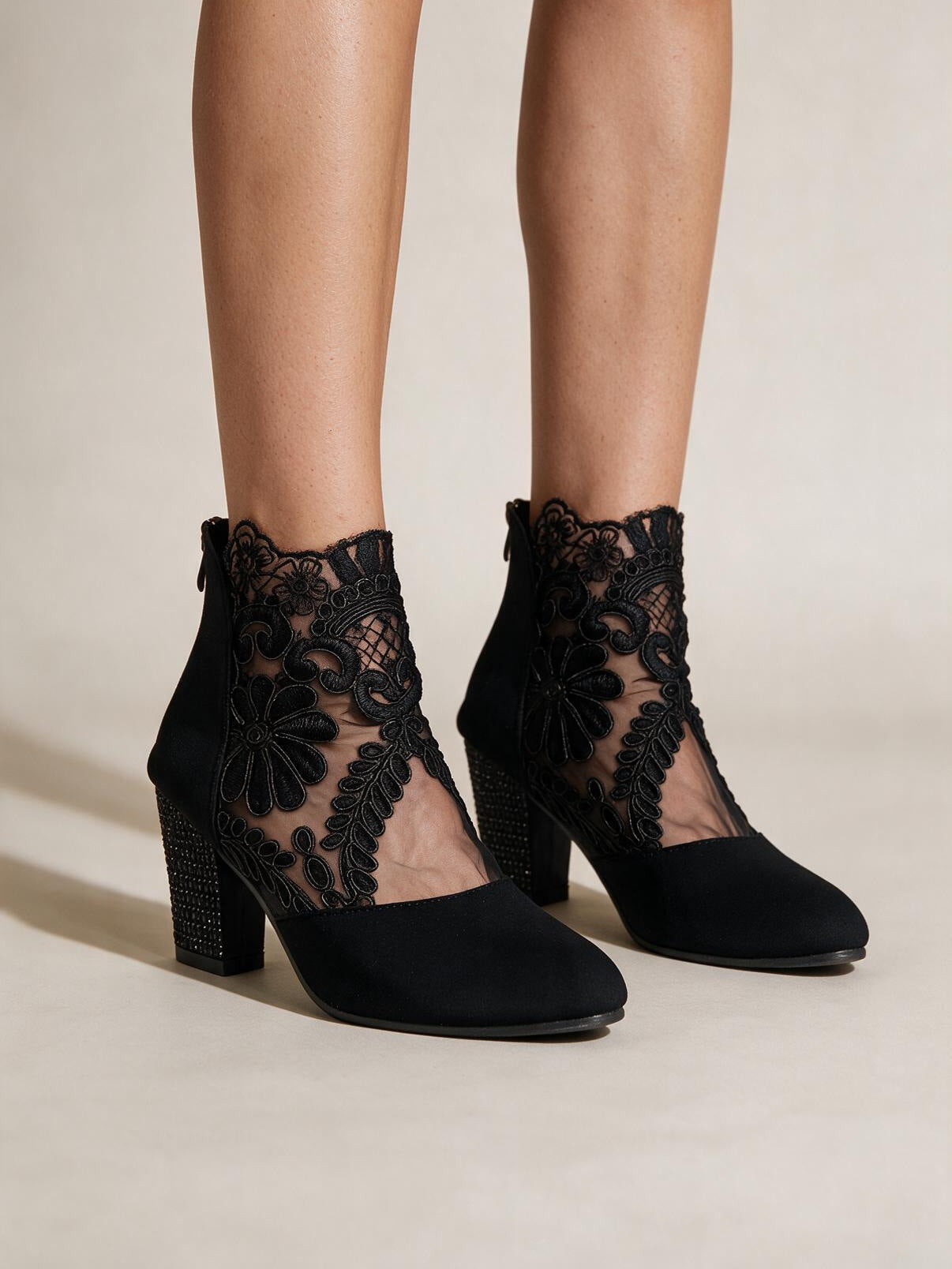 velmara-acc · décolleté-con-fodera-traspirante · Nero · 3 · 34