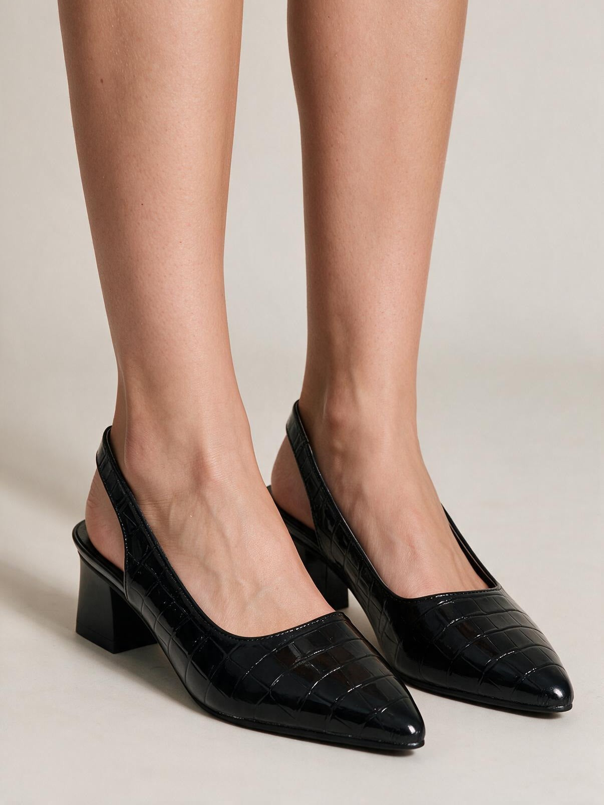 velmara-acc · décolleté-con-tacco-largo · Nero · 1 · 34