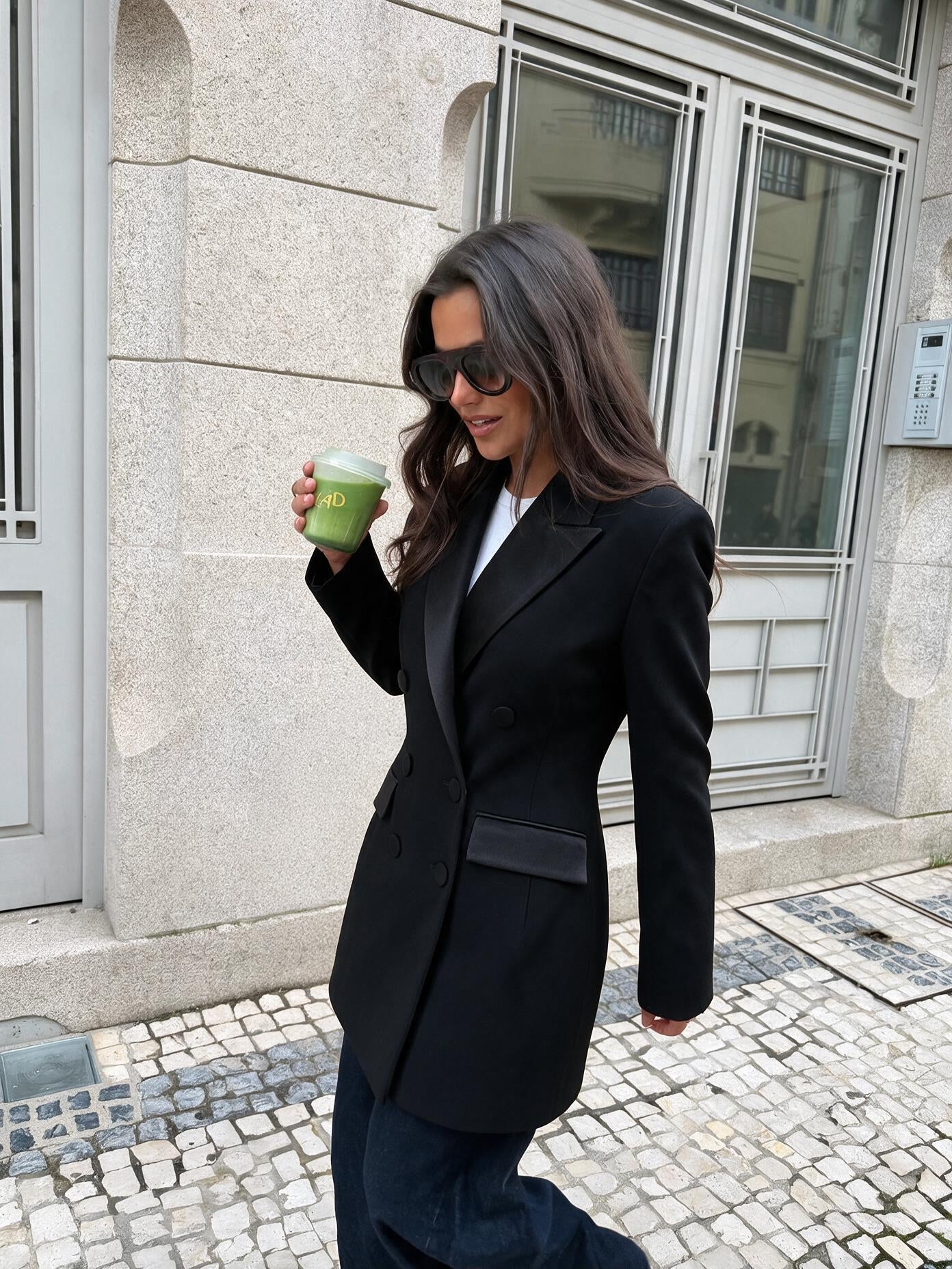 velmara-gen · blazer reversibile-doppiopetto-nero-in-raso · unico · frontale · 1