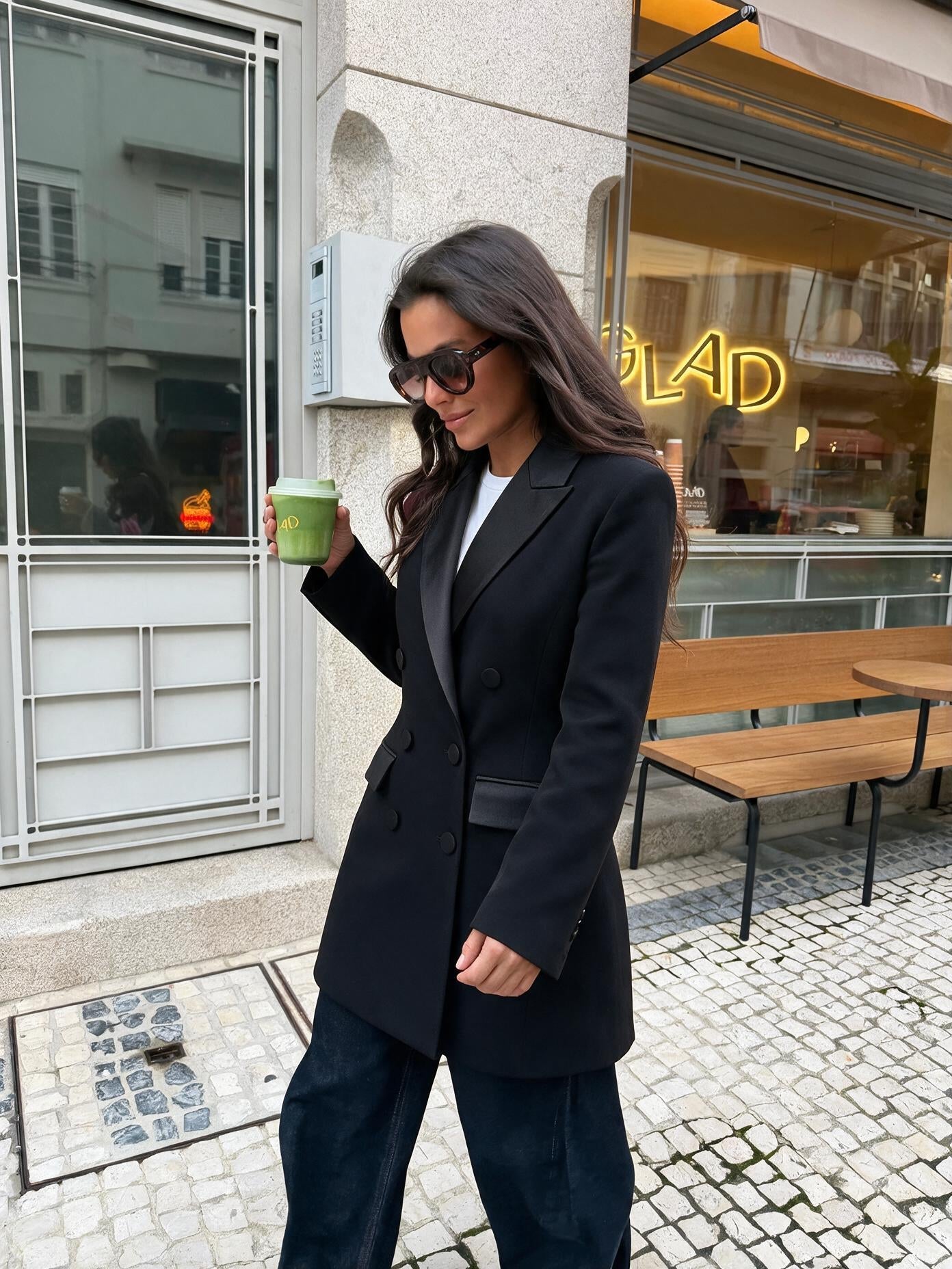 velmara-gen · blazer reversibile-doppiopetto-nero-in-raso · unico · frontale · 4