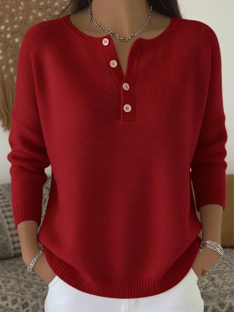 Maglione lavorato a maglia con abbottonatura a quattro bottoni