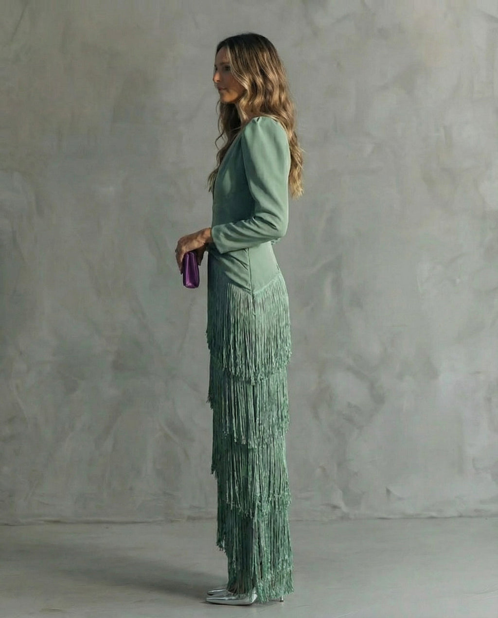 Abito elegante con maniche a frange Verde chiaro | Aurella Milano