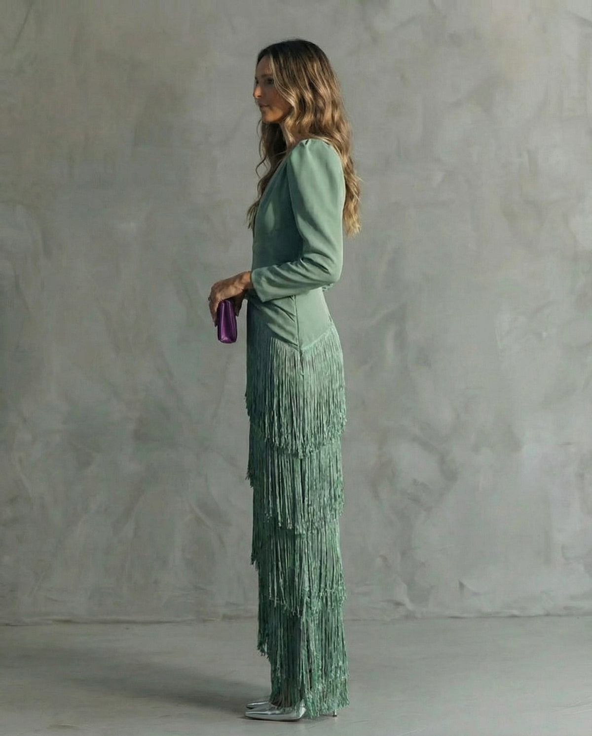 Abito elegante con maniche a frange Verde chiaro | Aurella Milano