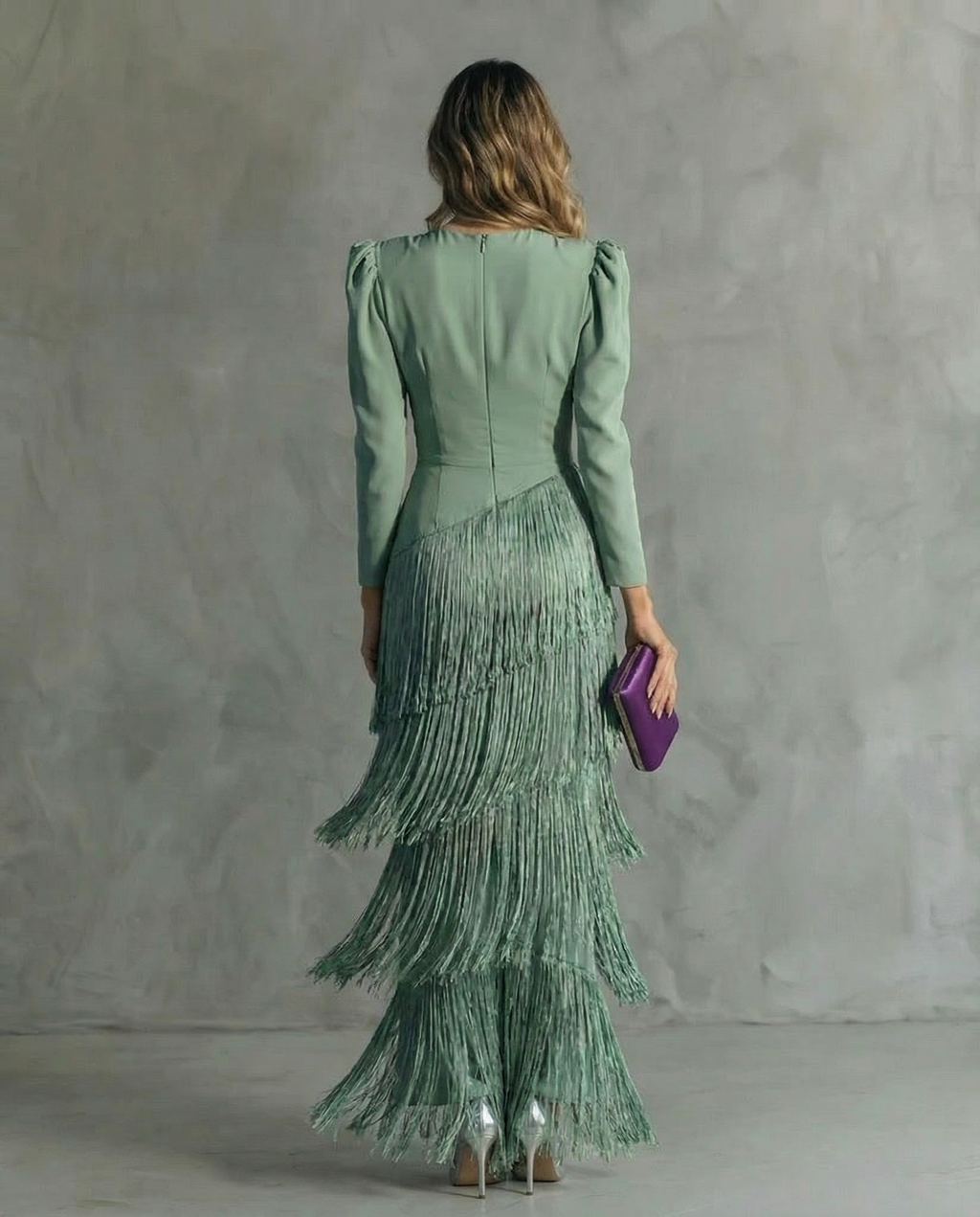 Abito elegante con maniche a frange Verde chiaro | Aurella Milano