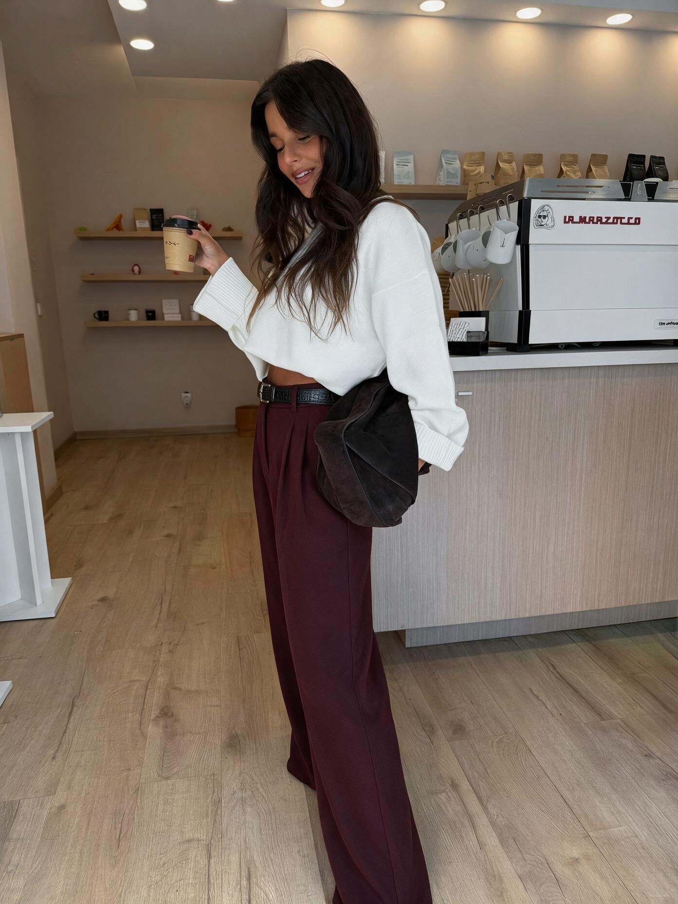 velmara-gen · pantaloni-palazzo-plissettati · Caffè · frontale · 1
