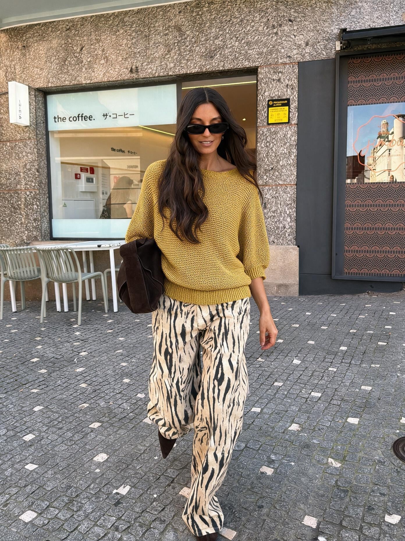 velmara-gen · maglione dal taglio netto · Giallo · frontale · 1