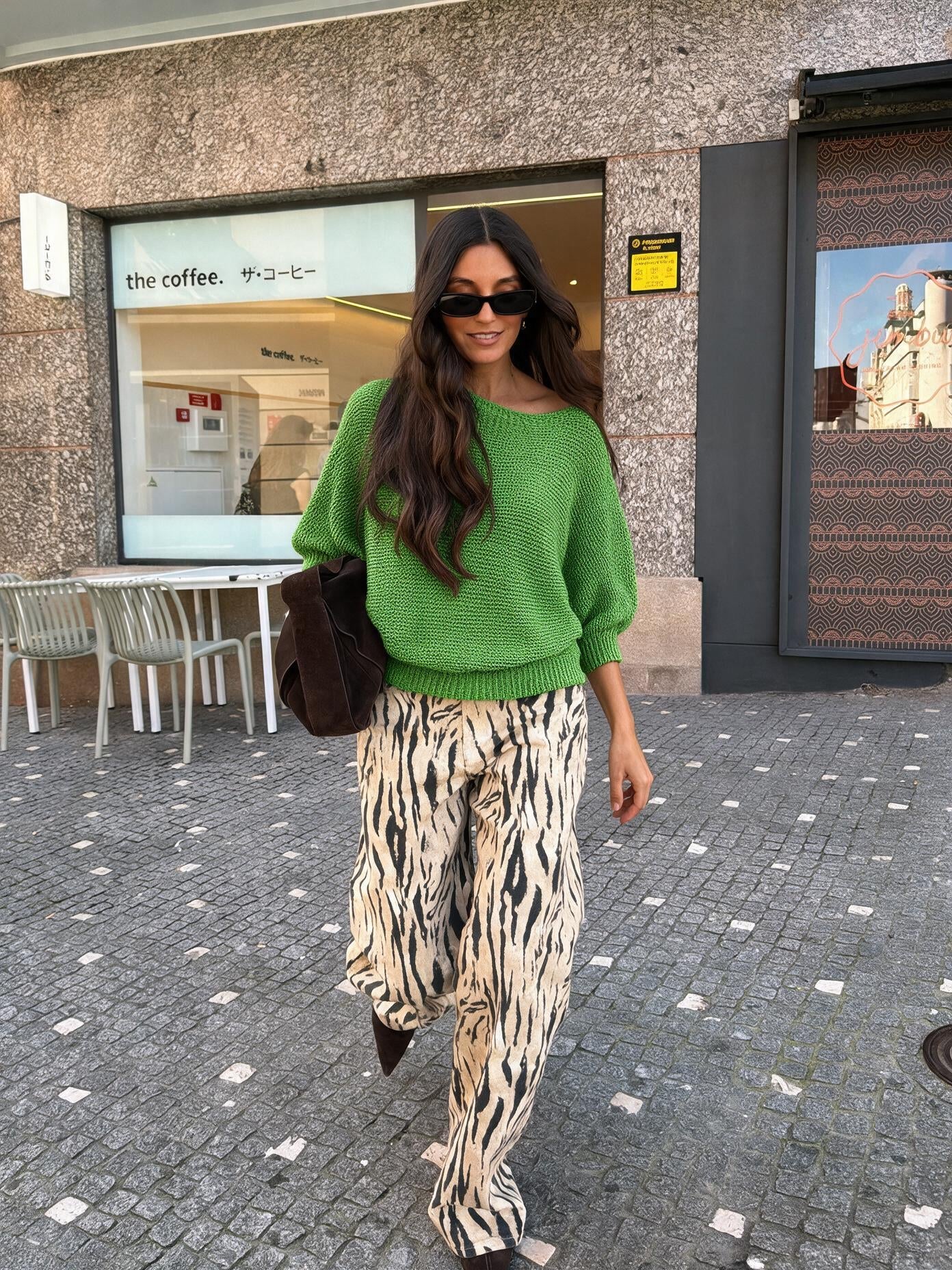velmara-gen · maglione dal taglio netto · Verde · frontale · 1