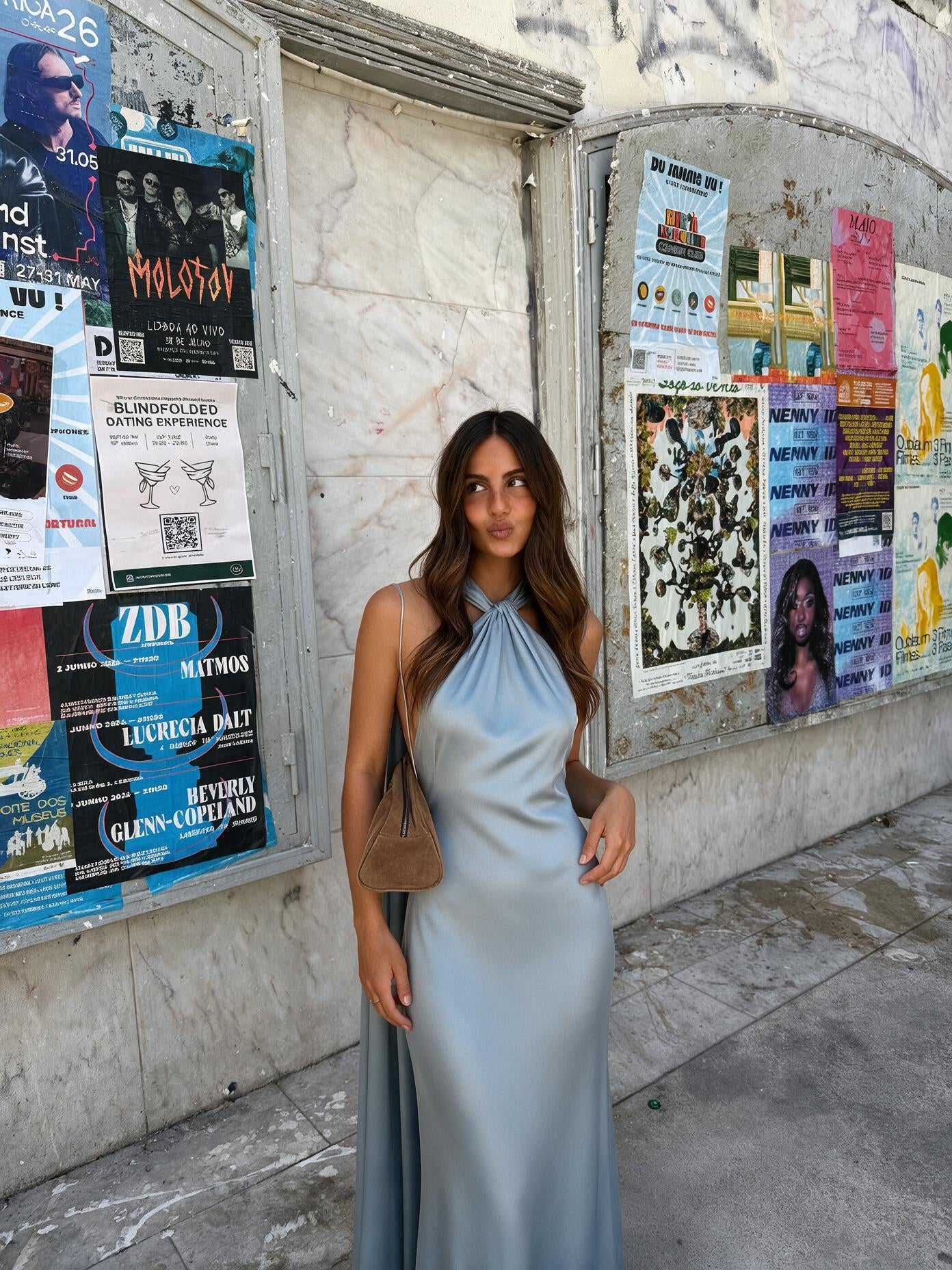 velmara-gen · abito lungo in raso taglio gala · Celeste · frontale · 1