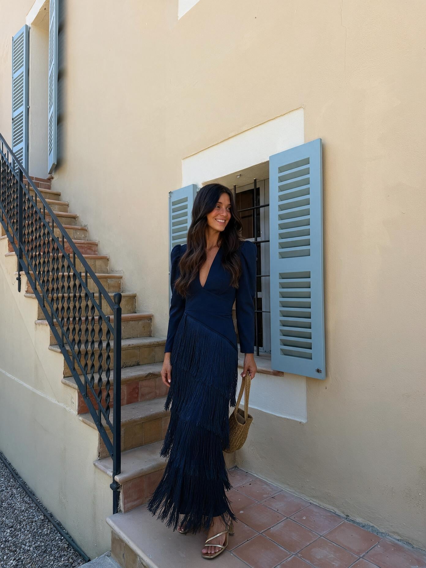 velmara-gen · abito-con-maniche-frangiate-busto · Blu · frontale · 1