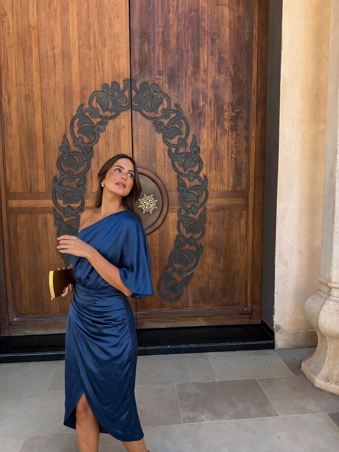 velmara-gen · abito midi-asimmetrico-drappeggiato in raso · Blu · frontale · 1