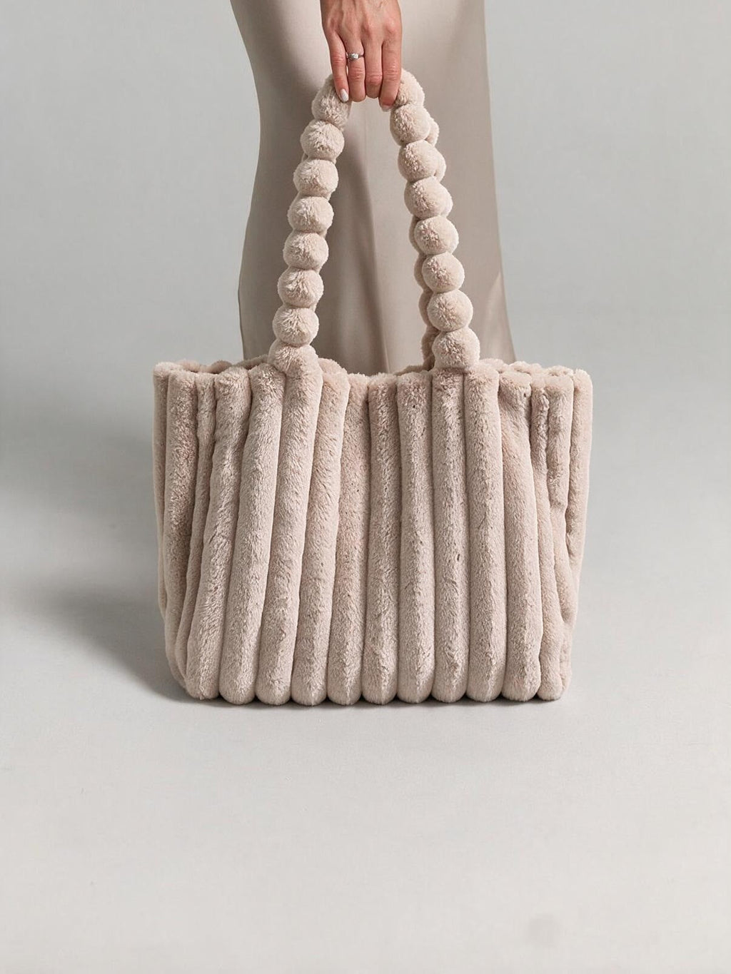 velmara-acc · borsa-linee-tondeggianti-toni-chiari · Beige · 3 · 34