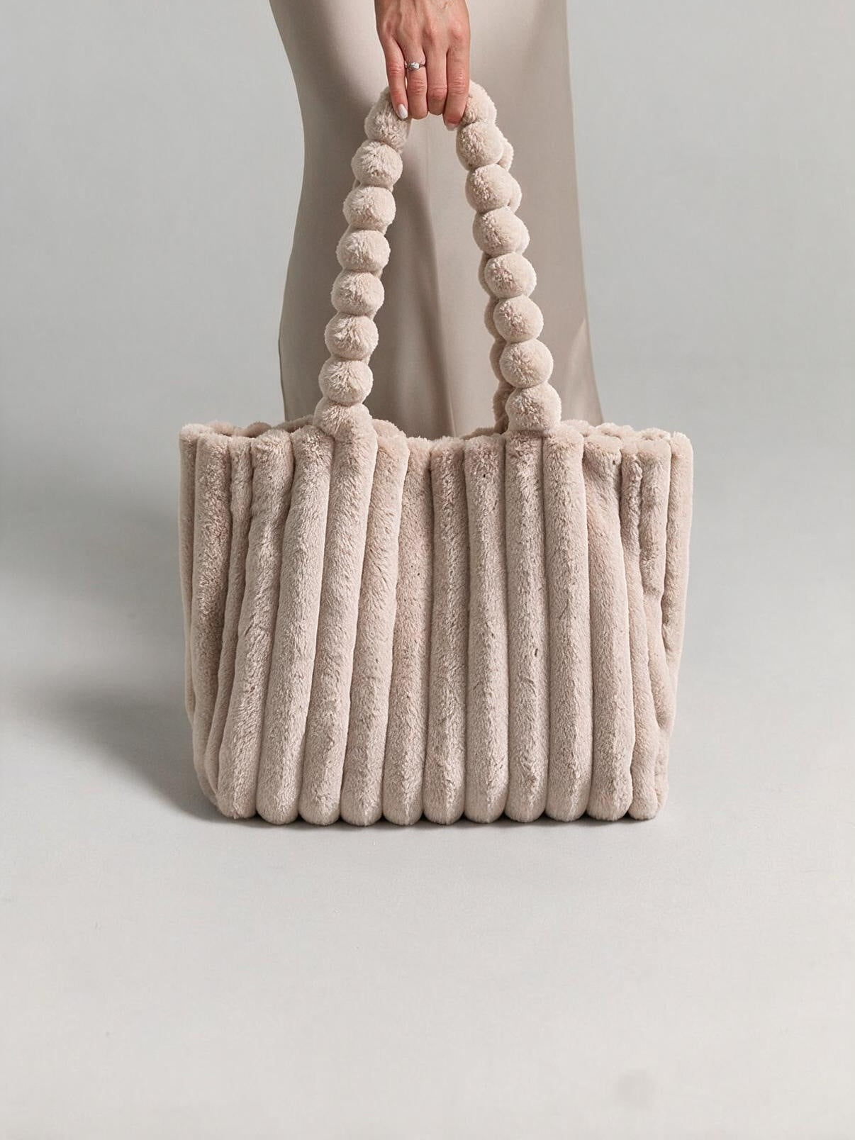 velmara-acc · borsa-linee-tondeggianti-toni-chiari · Beige · 3 · 34