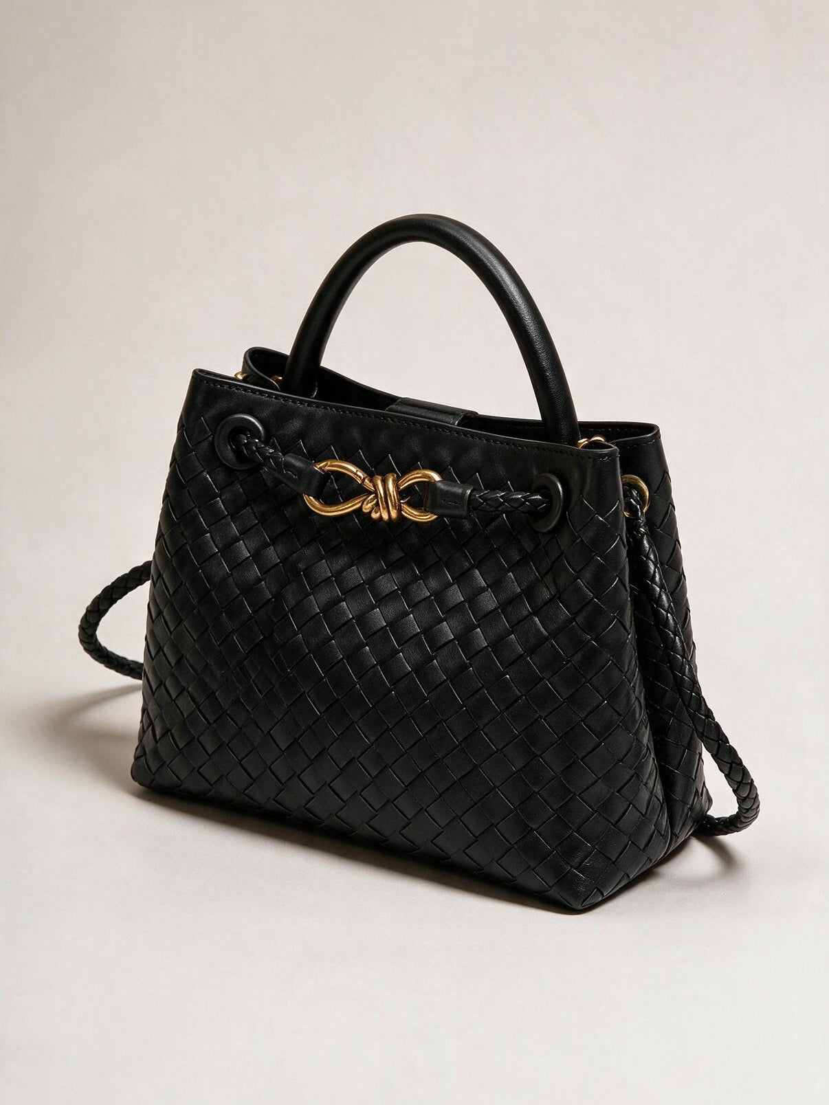 velmara-acc · borsa-linea-strutturata · Nero · 2 · 34